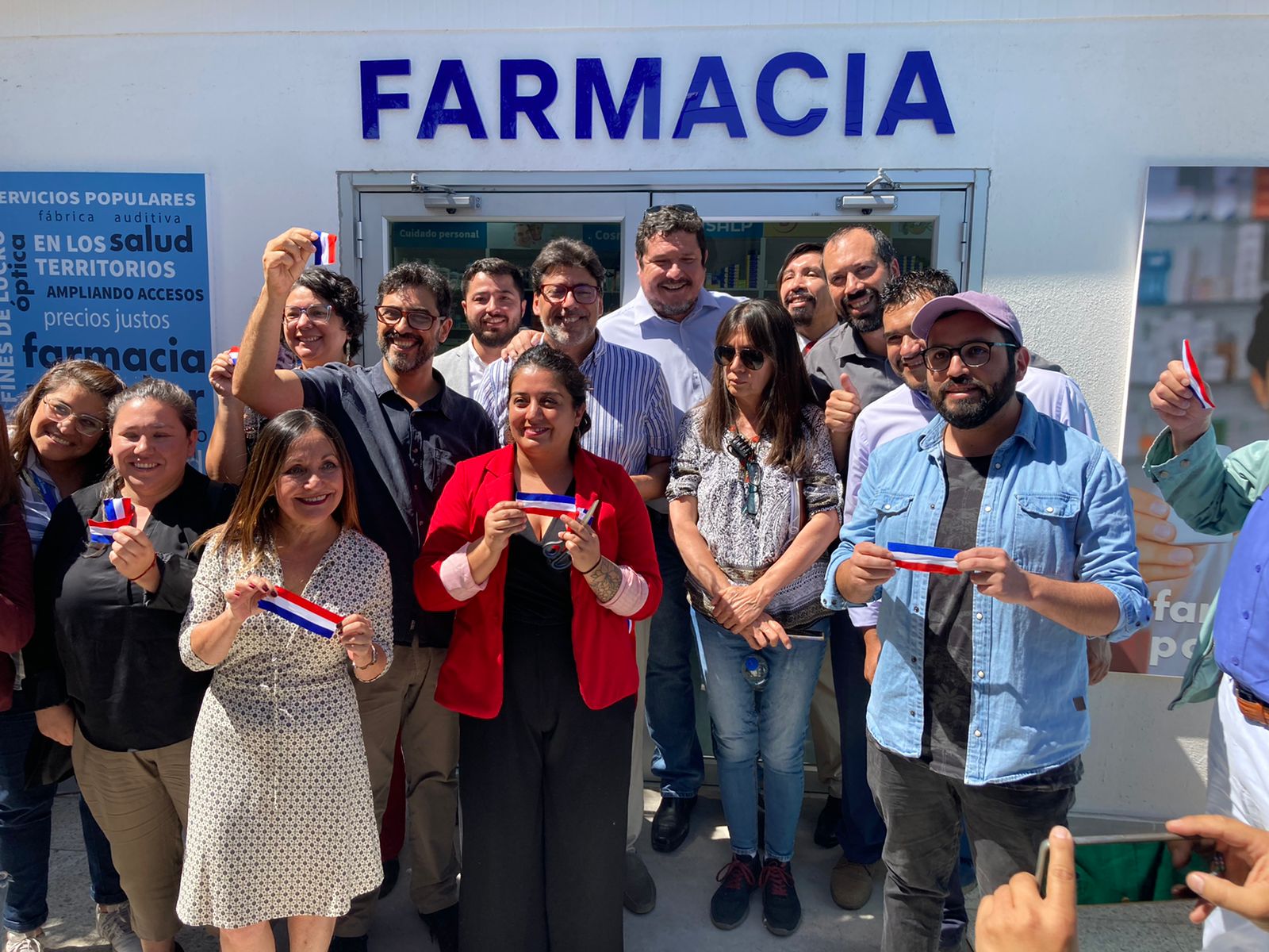 Fundación de Salud Primaria inaugura primera farmacia popular y apunta a “superar el paradigma del sistema de salud”