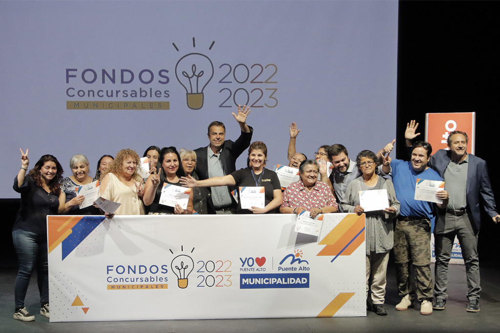 CONSTRUYENDO TEJIDO SOCIAL: MUNICIPALIDAD DE PUENTE ALTO PREMIA A 180 ORGANIZACIONES CON FONDOS CONCURSABLES 2022 – 2023