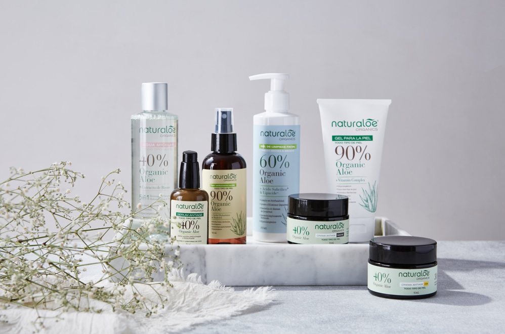 Sets de Naturaloe para que consentir y cuidar la piel de tu mamá