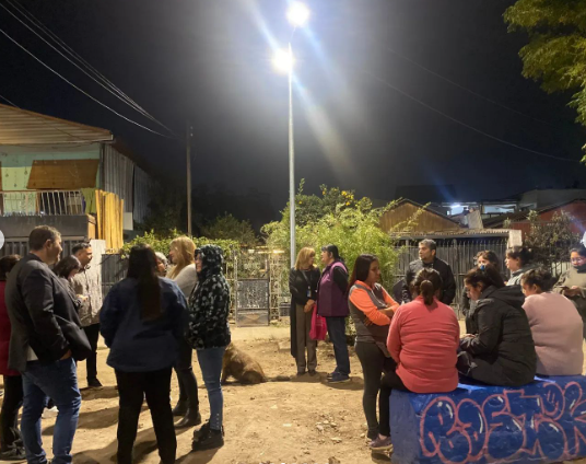 Quinta Normal inaugura nuevas luminarias en sectores Jujuy y Gonzalo Bulnes