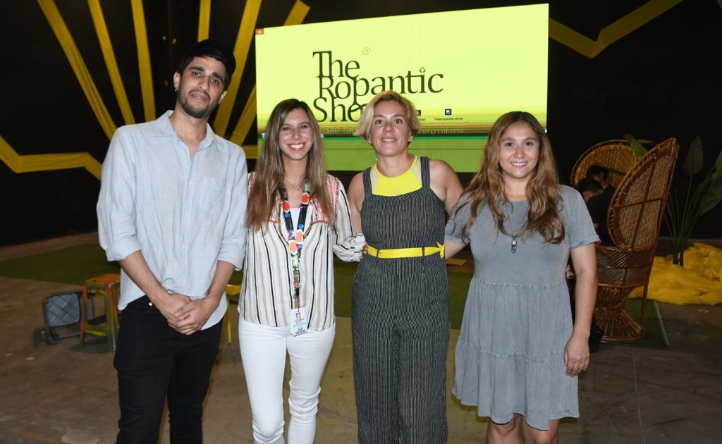 Paris y Costanera Center invitan a nueva versión de intercambio de ropa junto a The Ropantic Show