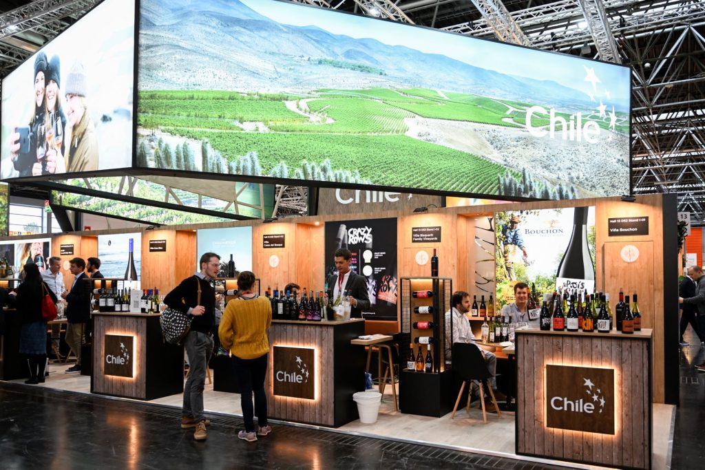 Bodegas nacionales brindan tras participación de vinos chilenos en ProWein 2023 de Düsseldorf