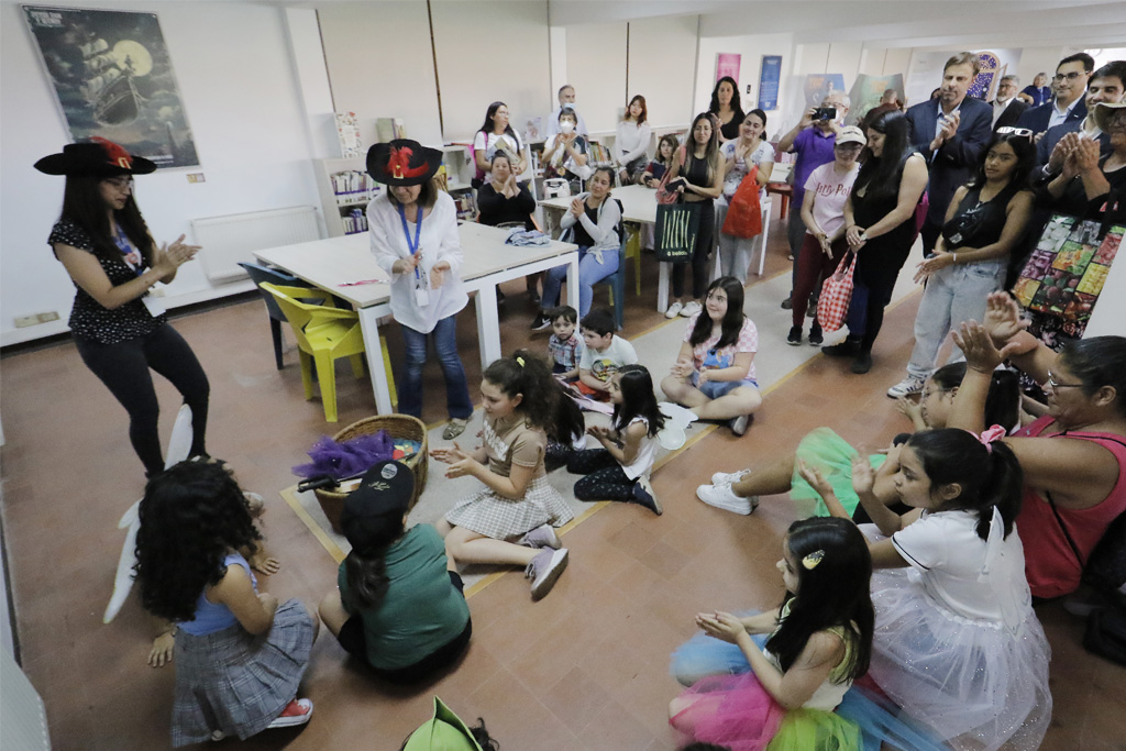 FOMENTANDO LA LECTURA EN PUENTE ALTO: BIBLIONIÑOS CUMPLE 20 AÑOS