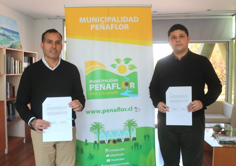 VECINOS ACCEDERÁN A AUDÍFONOS A PRECIOS MÁS ECONÓMICOS GRACIAS A CONVENIO FIRMADO POR MUNICIPALIDAD CON CENTRO AUDITIVO IRV