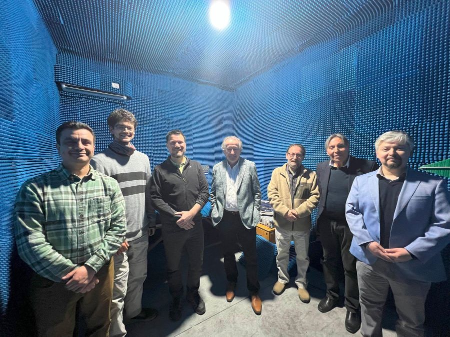 U. de Chile inaugura cámara anecoica para la investigación de antenas, sensores y sistemas de radiofrecuencias