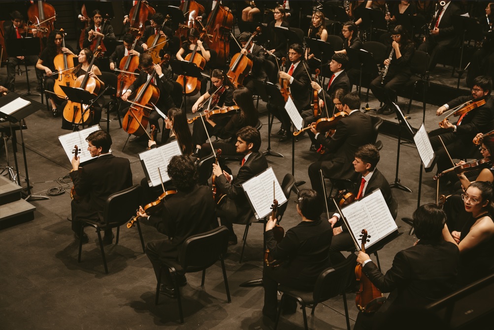 Fundación CorpArtes y FOJI preparan concierto gratuito dirigido por el director J.P. Aguayo