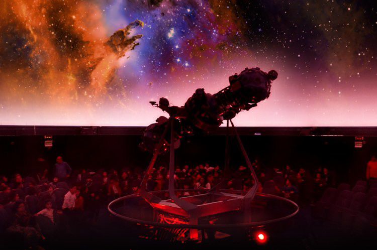 Planetario USACH estrena Coldplay por el Universo