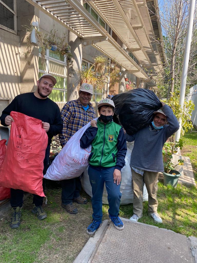 Embajadores ecológicos: Proyecto comunicacional promueve el reciclaje en colegios de la RM