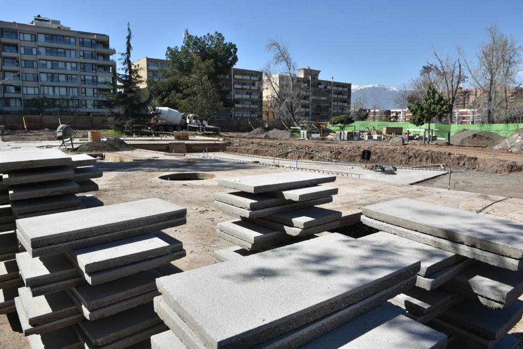 Providencia: Avanza segunda etapa en la remodelación de la Plaza Patricio Aylwin (ex Inés de Suárez)