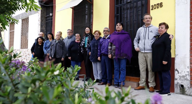 Presupuestos Participativos: Restauran 18 fachadas del barrio San Vicente en la comuna de Santiago