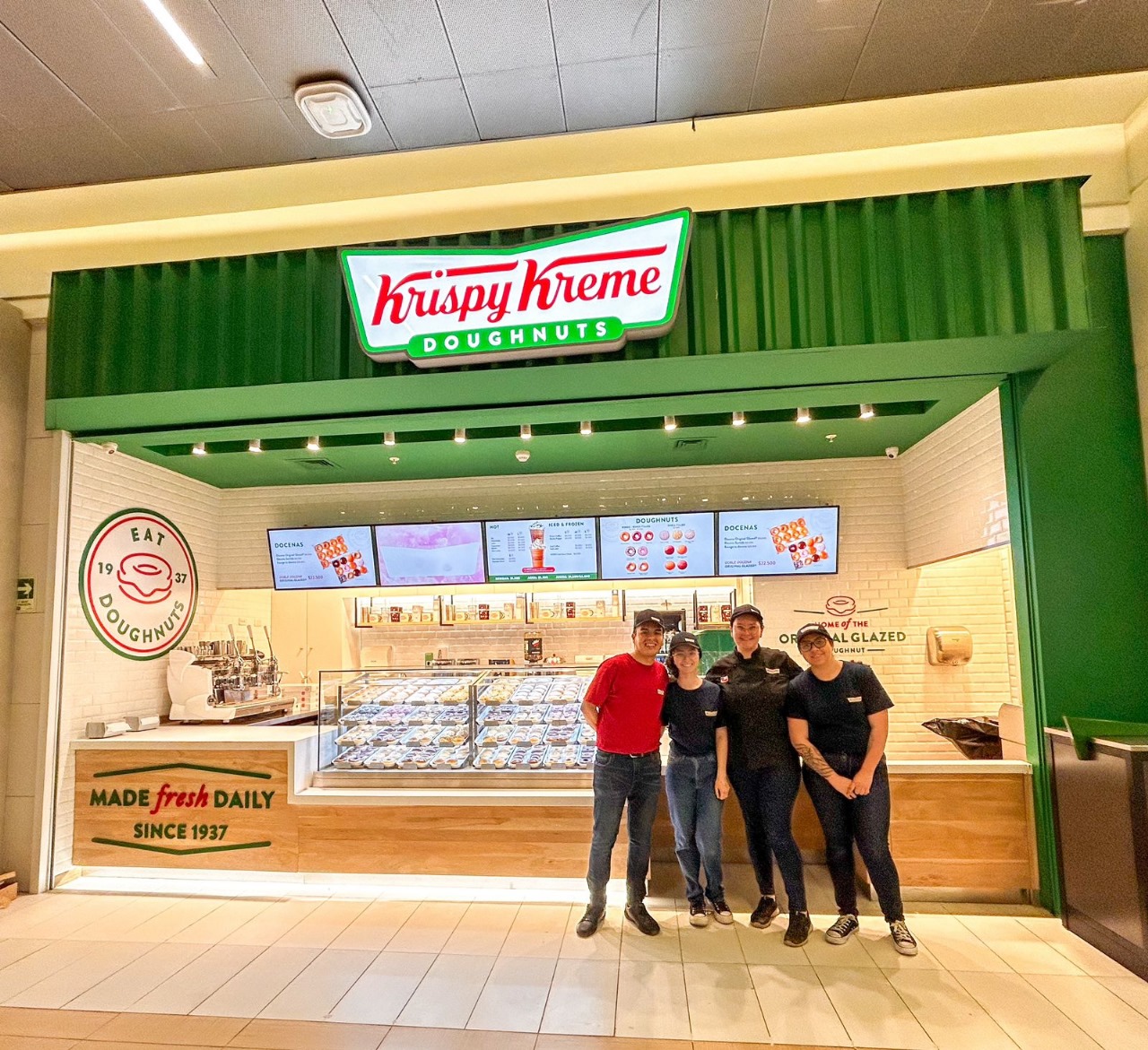 Krispy Kreme celebra un exitoso cierre de año con apertura de cinco nuevos locales en la RM