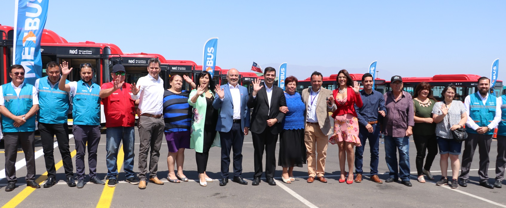 Buses eléctricos de Red Movilidad comienzan a operar en tres comunas de la zona poniente de la RM