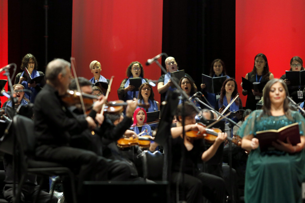 “Carmina Burana” recorrerá cinco comunas de forma gratuita en conciertos “Santiago Sinfónico”