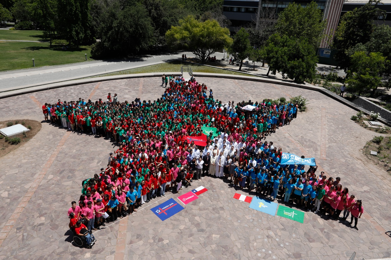 Misiones y Trabajos UC 2024: 1.300 jóvenes voluntarios recorren Chile, construyendo y misionando 