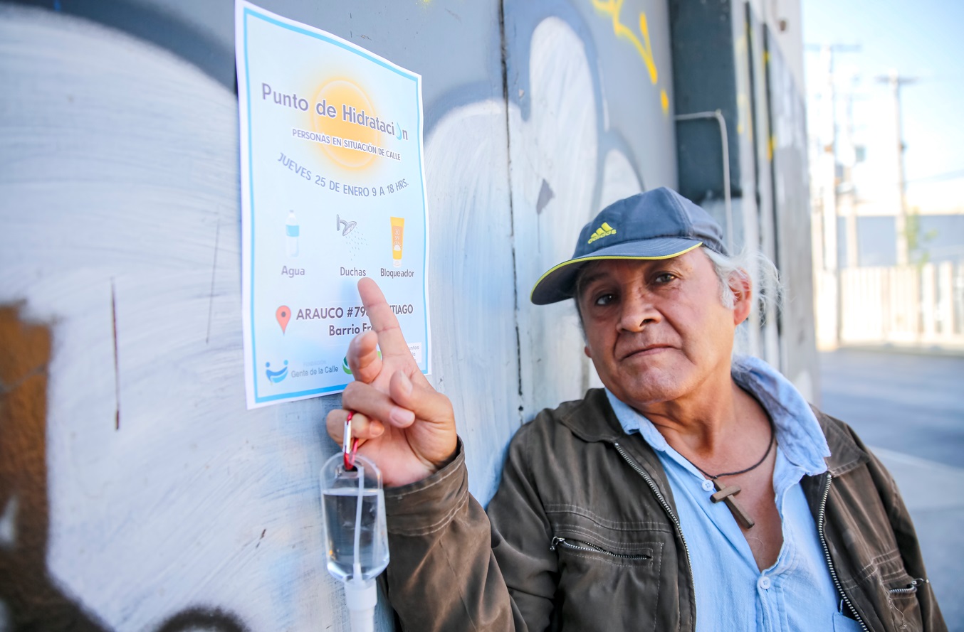 Habilitan refugio para que personas en situación de calle puedan capear olas de calor en Barrio Franklin