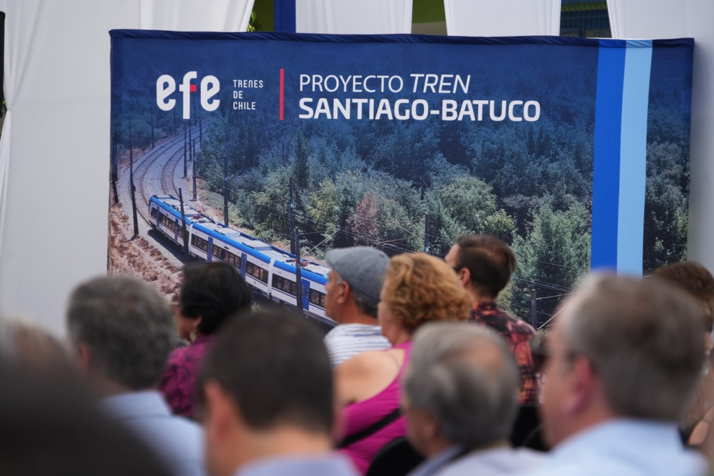 Tren Santiago-Batuco: Presentan licitación del proyecto para las obras civiles