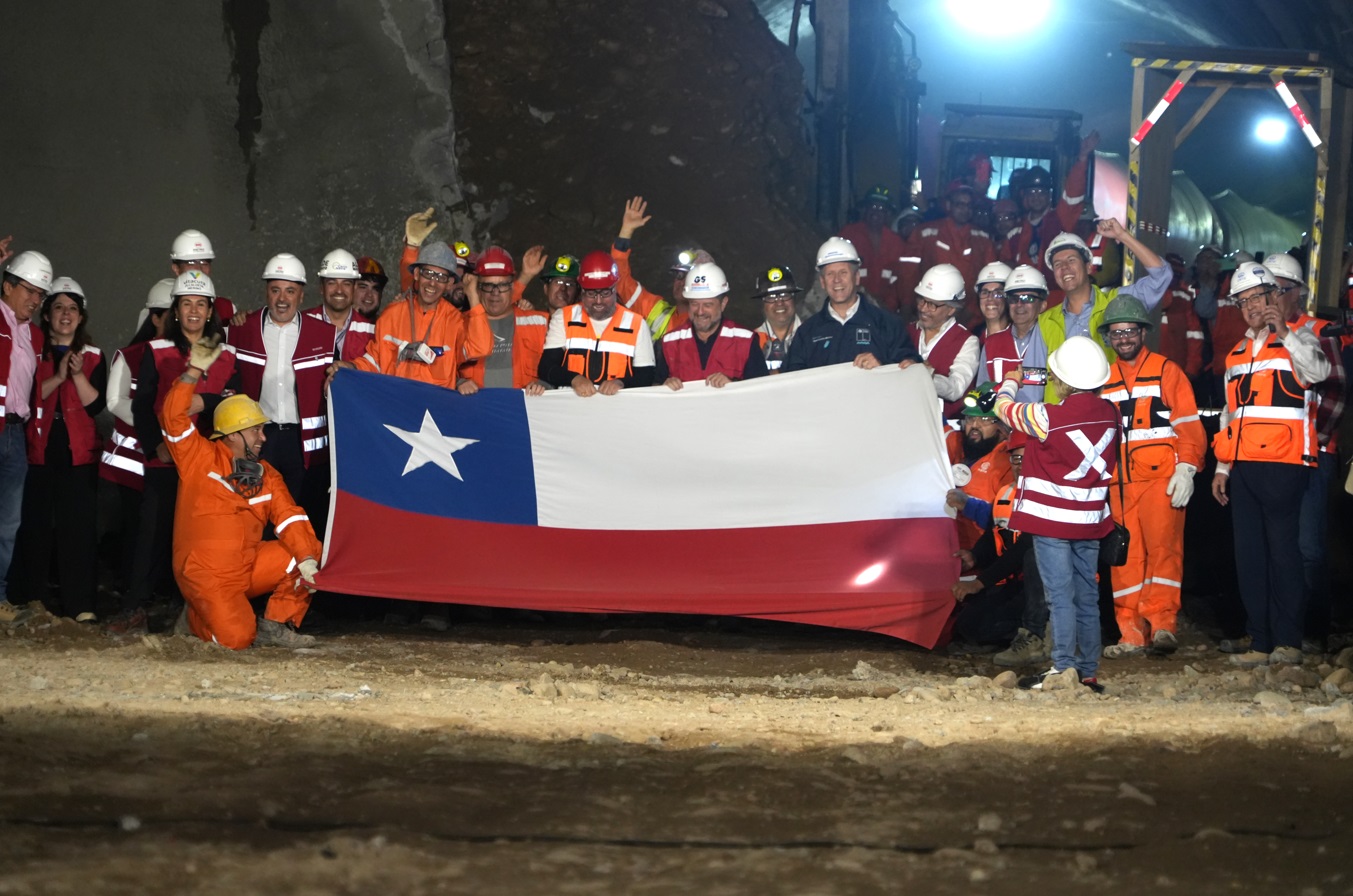 Futura Línea 7 de Metro sigue avanzando: Realizó su primer encuentro de túneles 