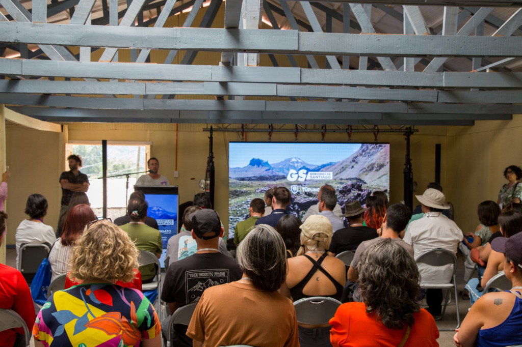 Lanzan iniciativa “Refugio Volcán Tupungato” para fortalecer el turismo de montaña en la RM