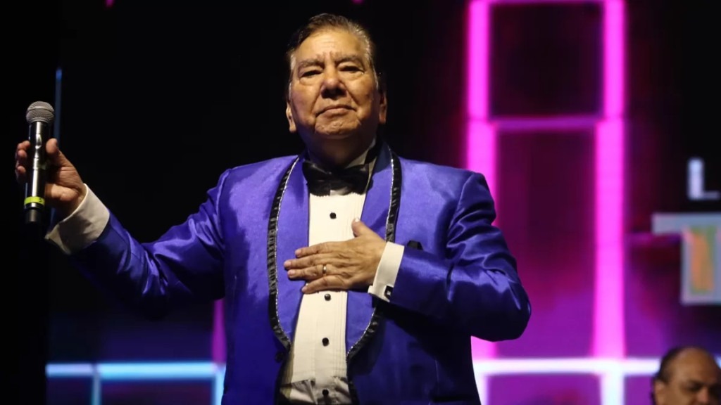 Tommy Rey celebra sus 80 años con gran fiesta musical en el Teatro Cariola