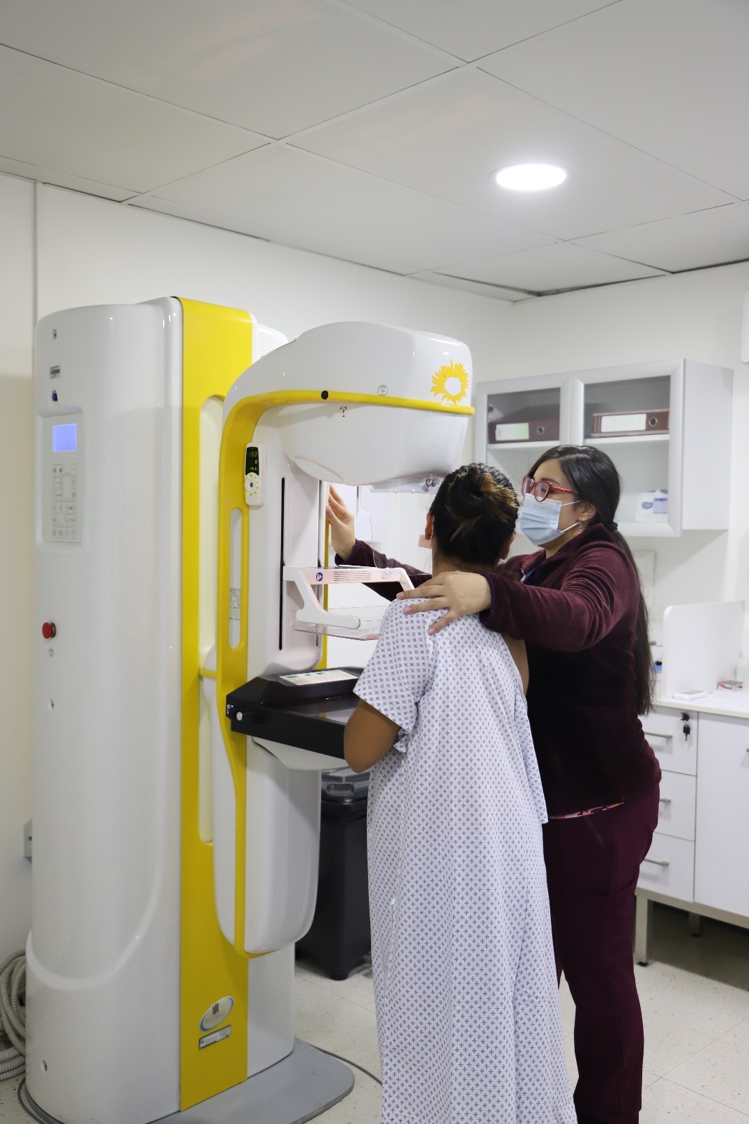 Hospital Metropolitano realizó más de 300 exámenes de Mamografía en abril