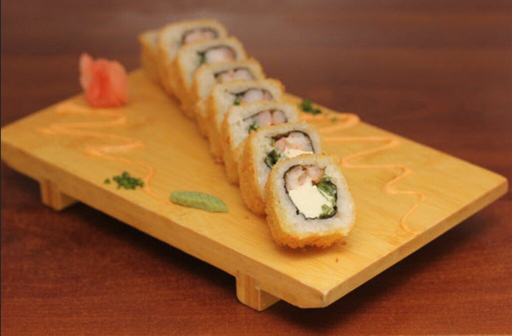 El Hand Roll llegó para quedarse: Conoce el “sushi” favorito de los chilenos