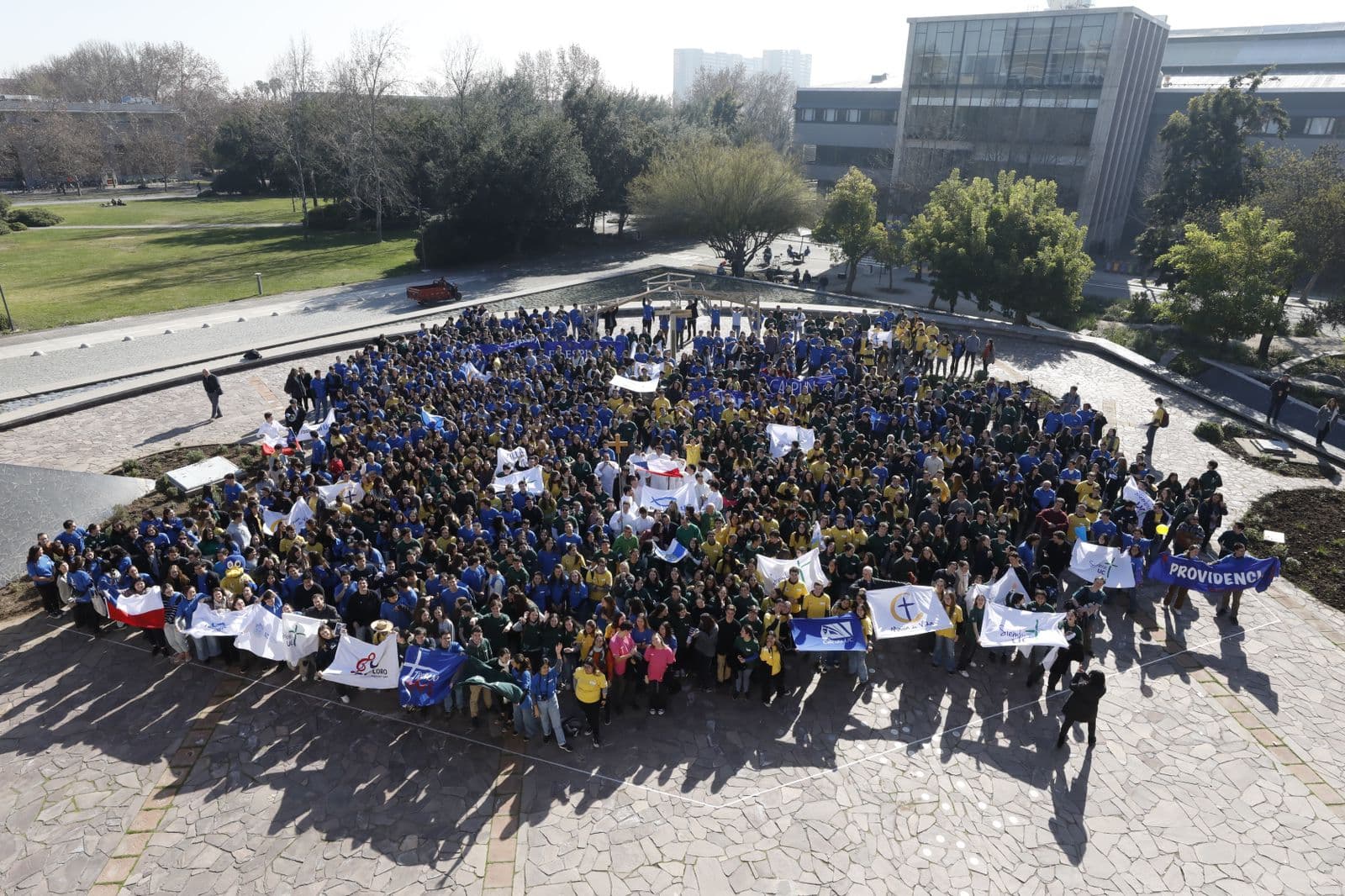 1.500 jóvenes voluntarios se movilizan por Chile en búsqueda del diálogo, el encuentro y el compartir 