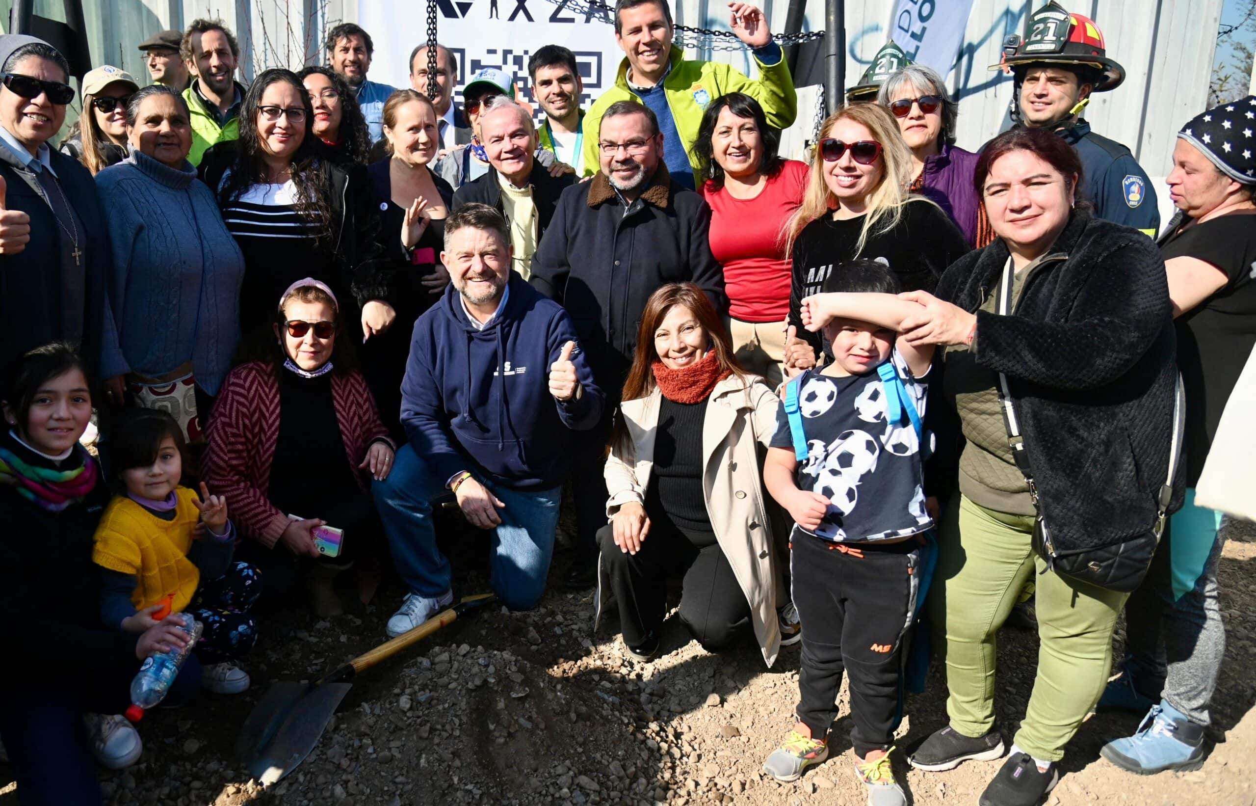 Con primera piedra autoridades anuncian nuevo Polo de Desarrollo en Parque Metropolitano Cerros de Renca