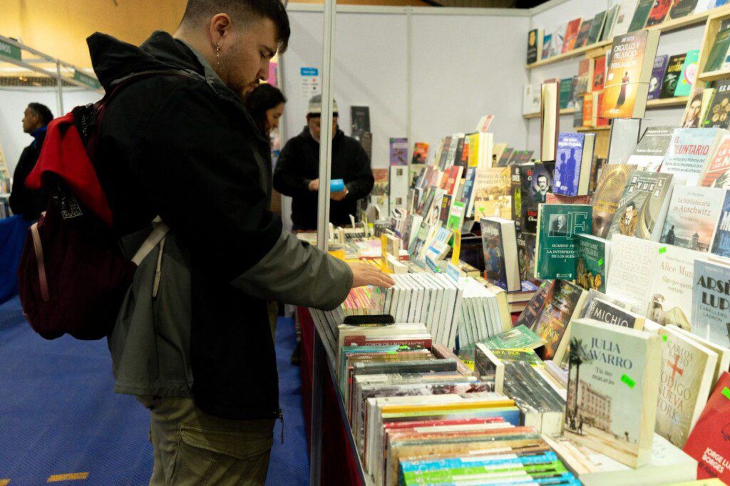 Feria Internacional del Libro de Macul presenta su programación: Conoce sus invitados y horarios