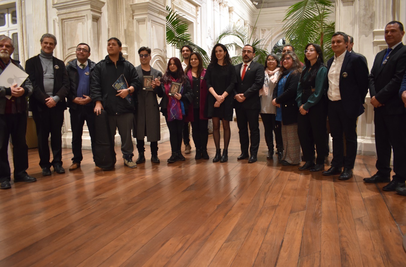 Internado Nacional Barros Arana es declarado Monumento Histórico