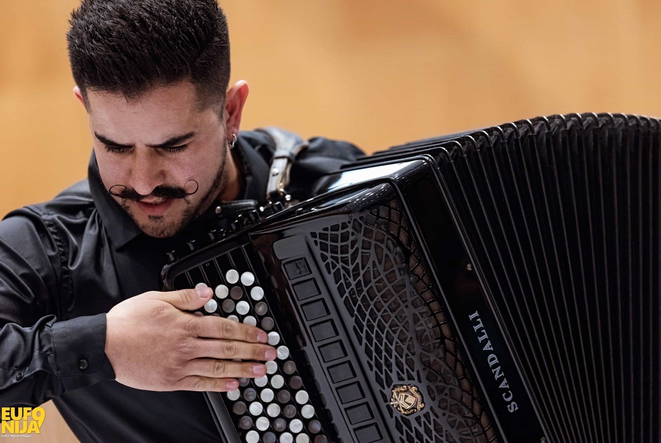 El compositor Joaquín Muñoz representará a Chile en la World Cup de Acordeón