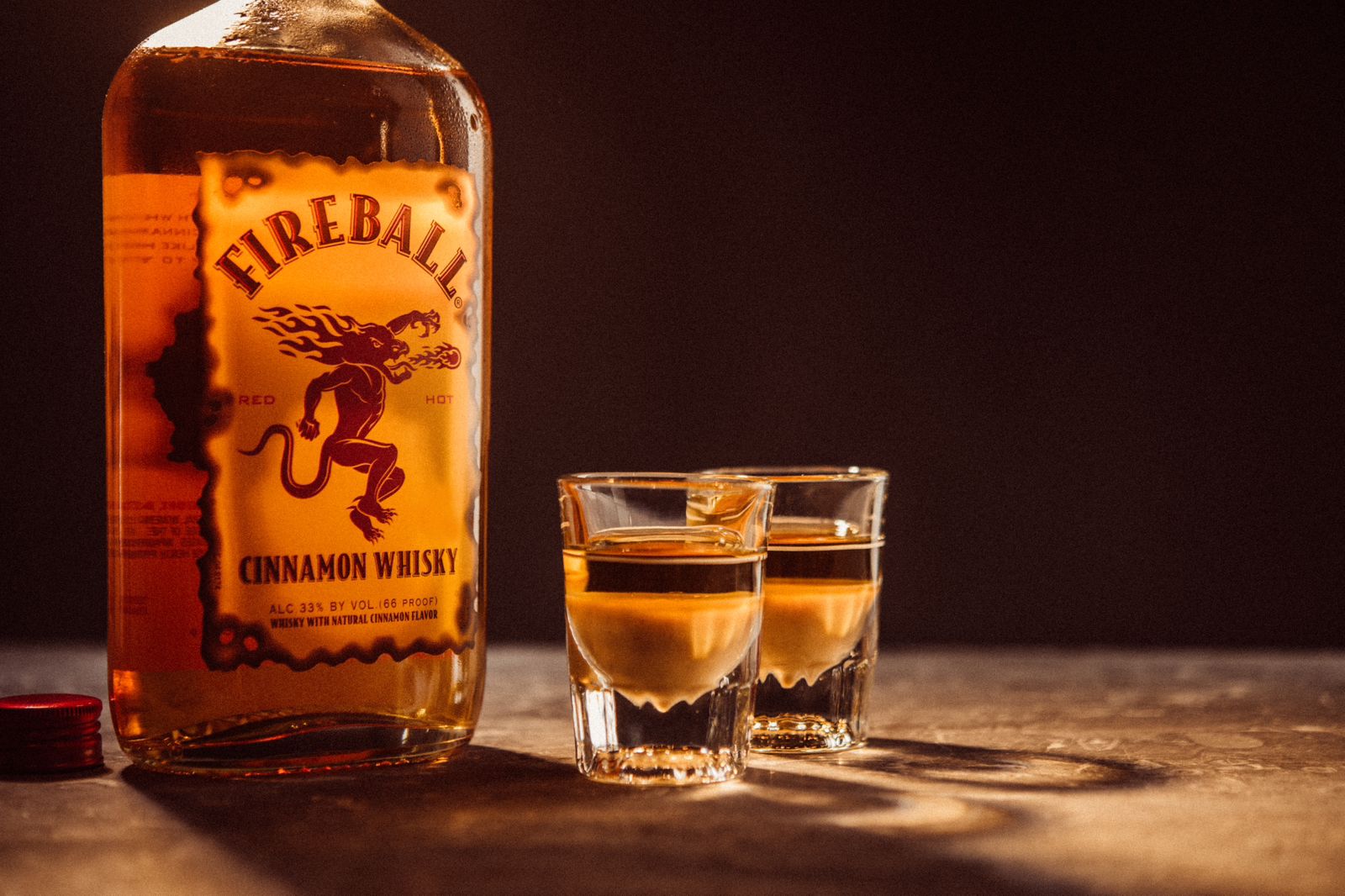 El Día del Shot se celebra con Fireball