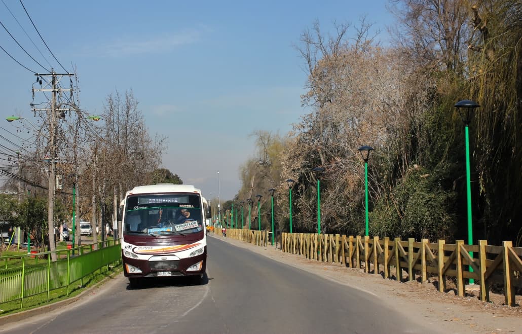 Un 70% de avance tienen obras de paisajismo y alumbrado público en Peñaflor