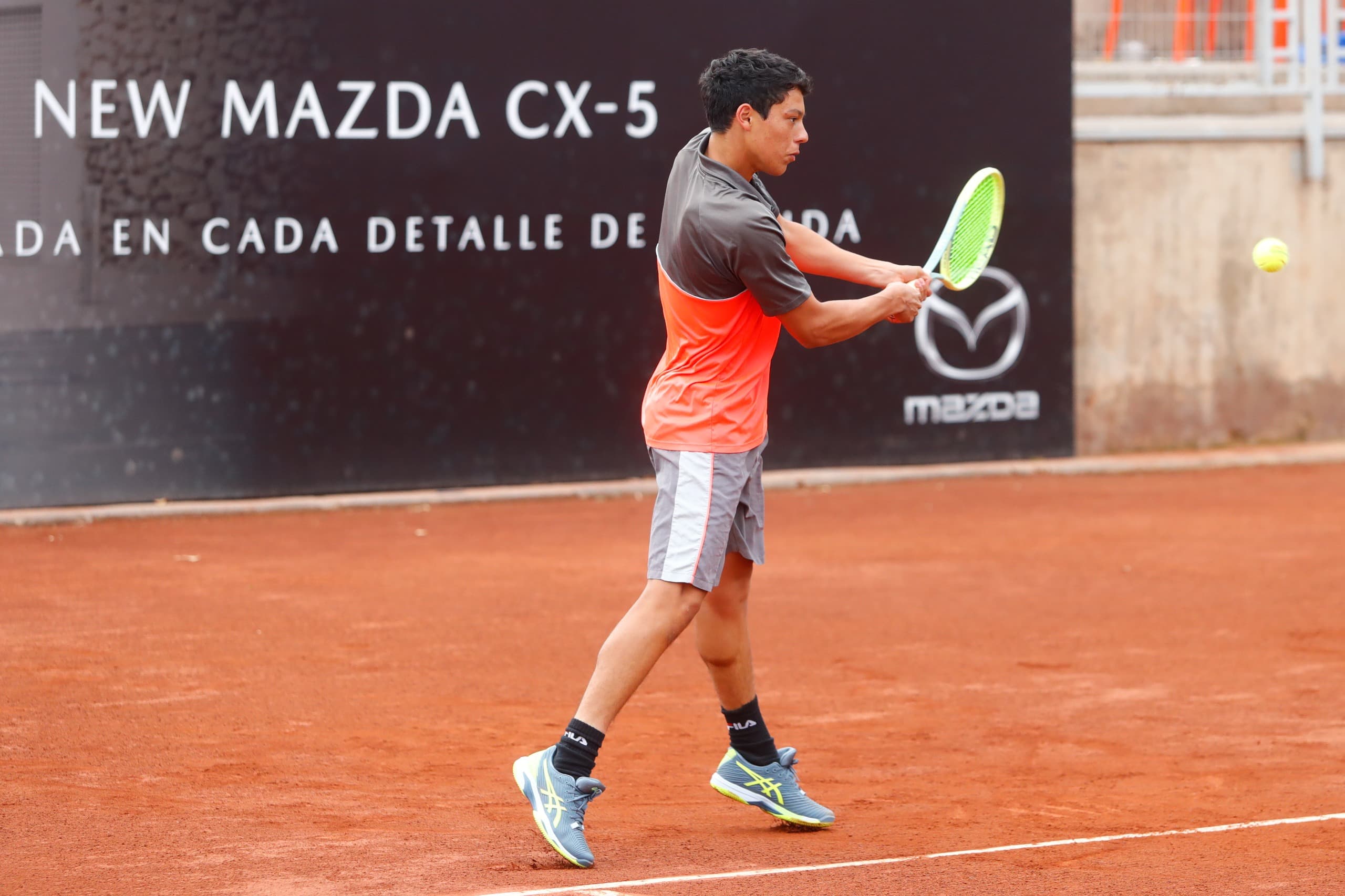 Torneo Internacional de Tenis Junior UC reunirá a los mejores talentos juveniles en Las Condes