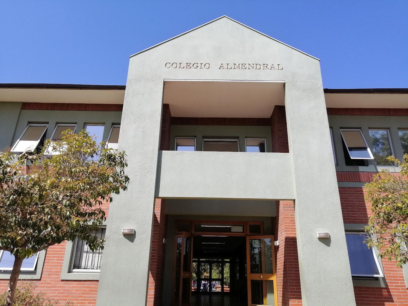 Colegios Almendral y Trigales del Maipo, de Fundación Nocedal, son reconocidos por su innovación educativa y convivencia escolar