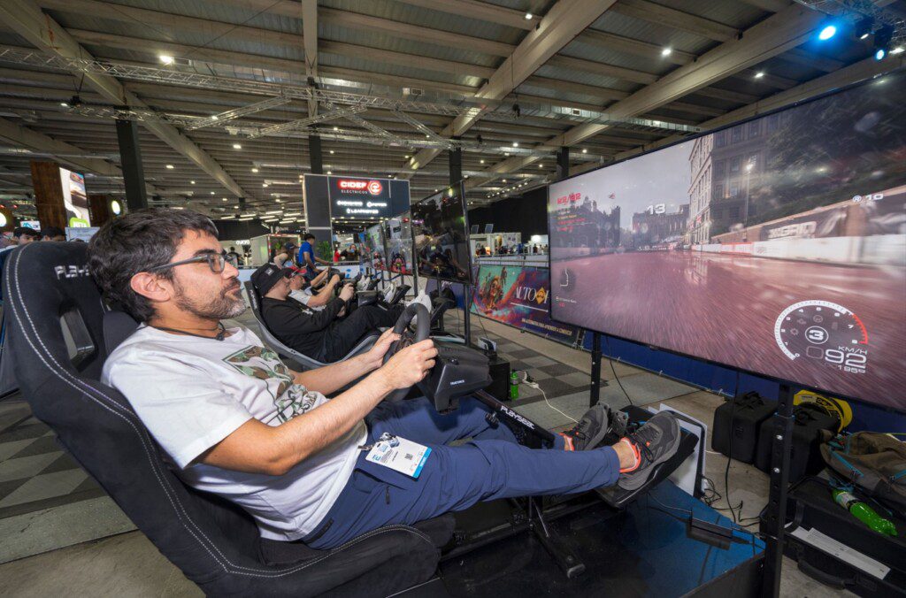 3er Salón Internacional de la Movilidad Sostenible Experiencia E en Espacio Riesco