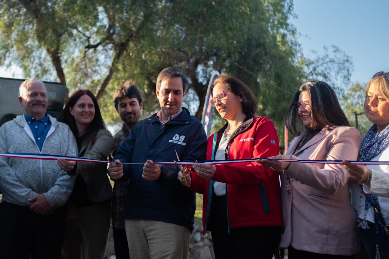 Gobierno de Santiago inauguró pionero “jardín de lluvia”, área verde que contribuye a mitigar inundaciones