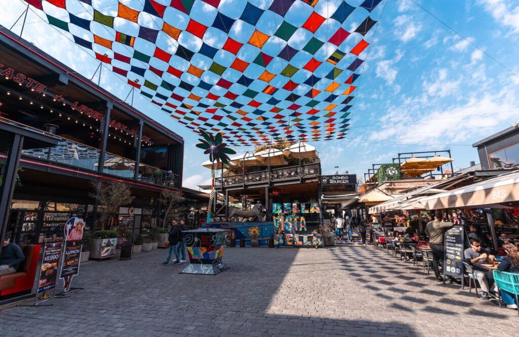 Tiki Tiki Ti en Patio Bellavista: Un súper panorama para celebrar las Fiestas Patrias en Santiago 