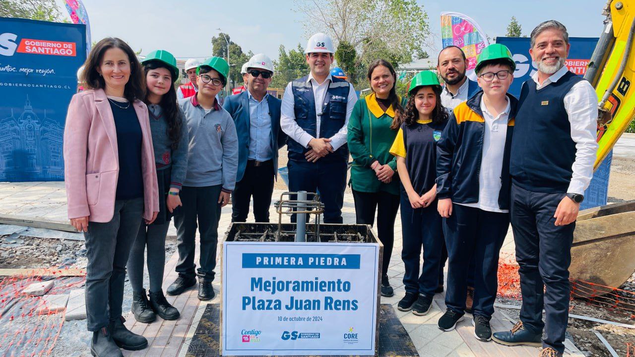 Instalan primera piedra en Plaza Juan Rens de Villa Macul