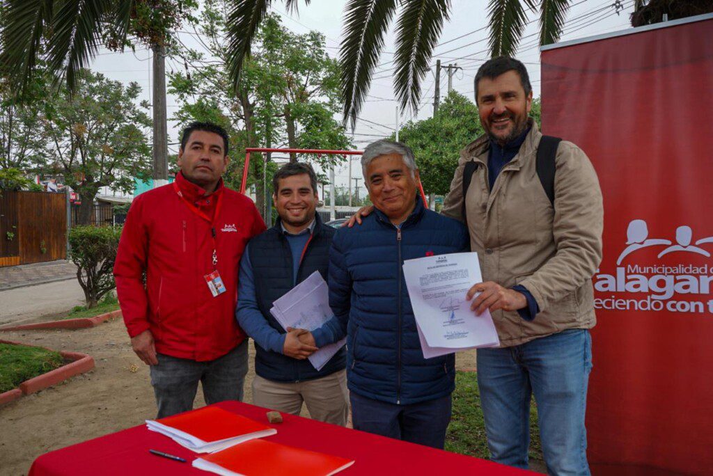 Inician obras de reposición de aceras en Talagante