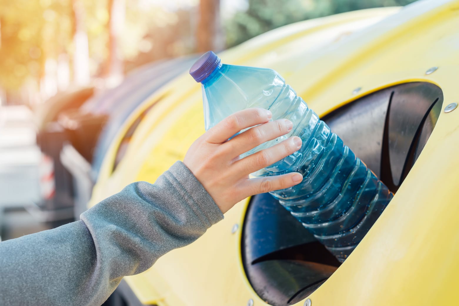 Disminuyen las personas que declaran reciclar y las que se consideran “ecologistas”