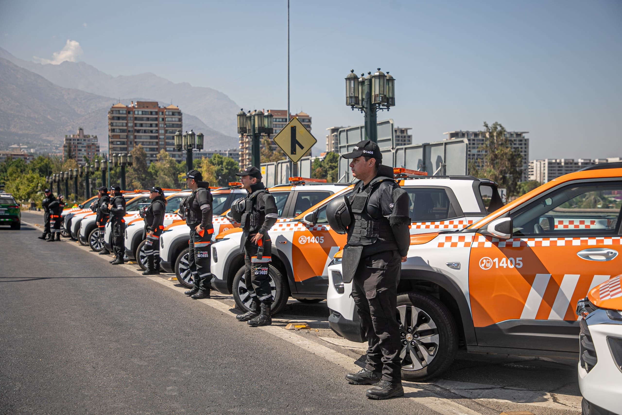 Seguridad: Municipalidad de Lo Barnechea presenta flota de vehículos blindados