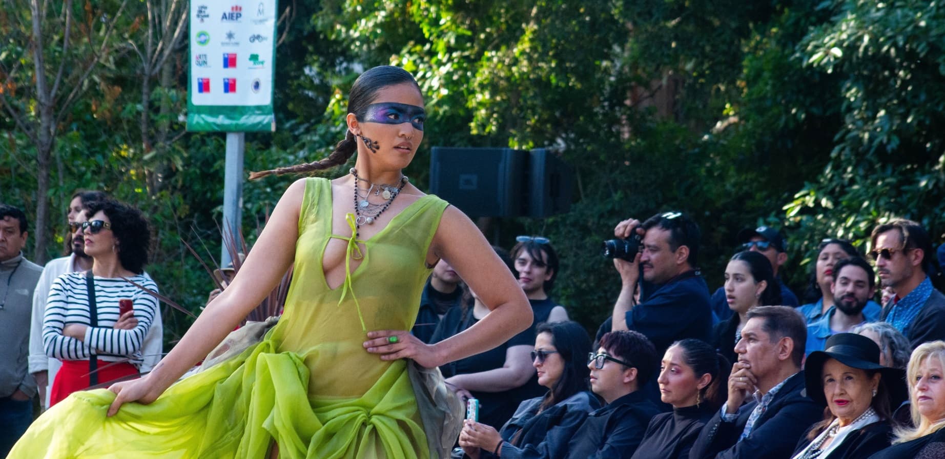 Homenaje a Luciano Brancoli, nueva colección de Eugenia Lemos y desfile interdisciplinar se toman Patio Bellavista