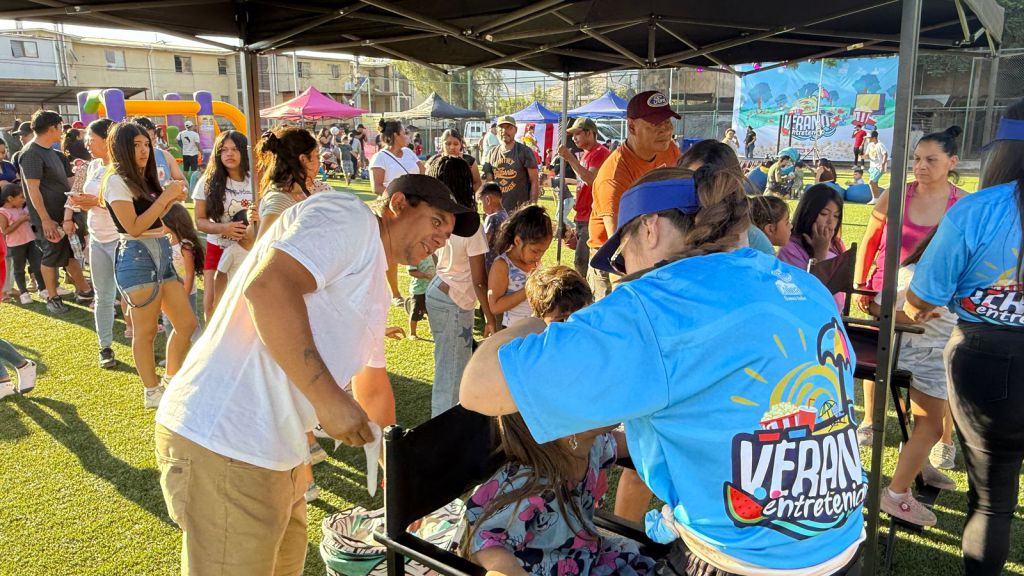 Municipalidad de Colina lleva diversión gratuita a sus barrios