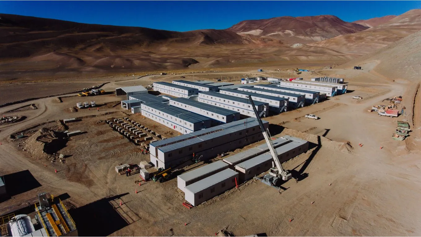 Generador híbrido chileno reduce consumo diésel y huella de carbono