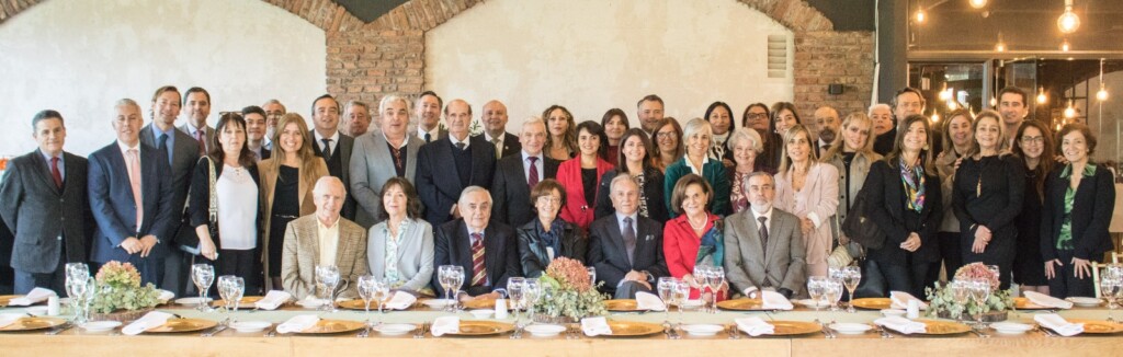Jueces y secretarios abogados de los JPL de la RM se reúnen en emotivo encuentro de despedida