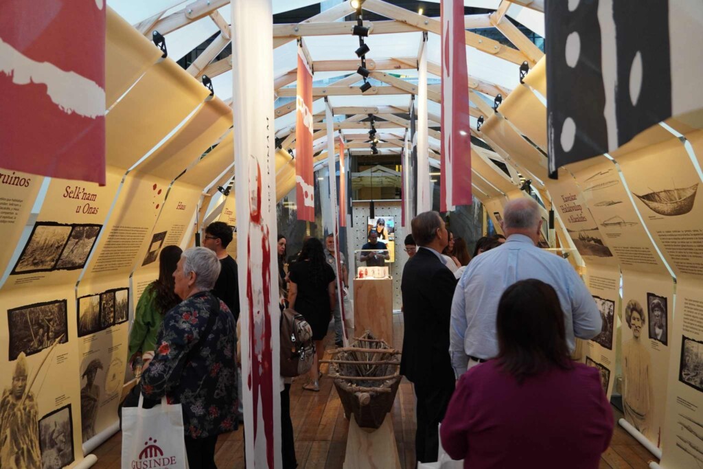 Exposición de Pueblos originarios "El espíritu del fin del mundo"