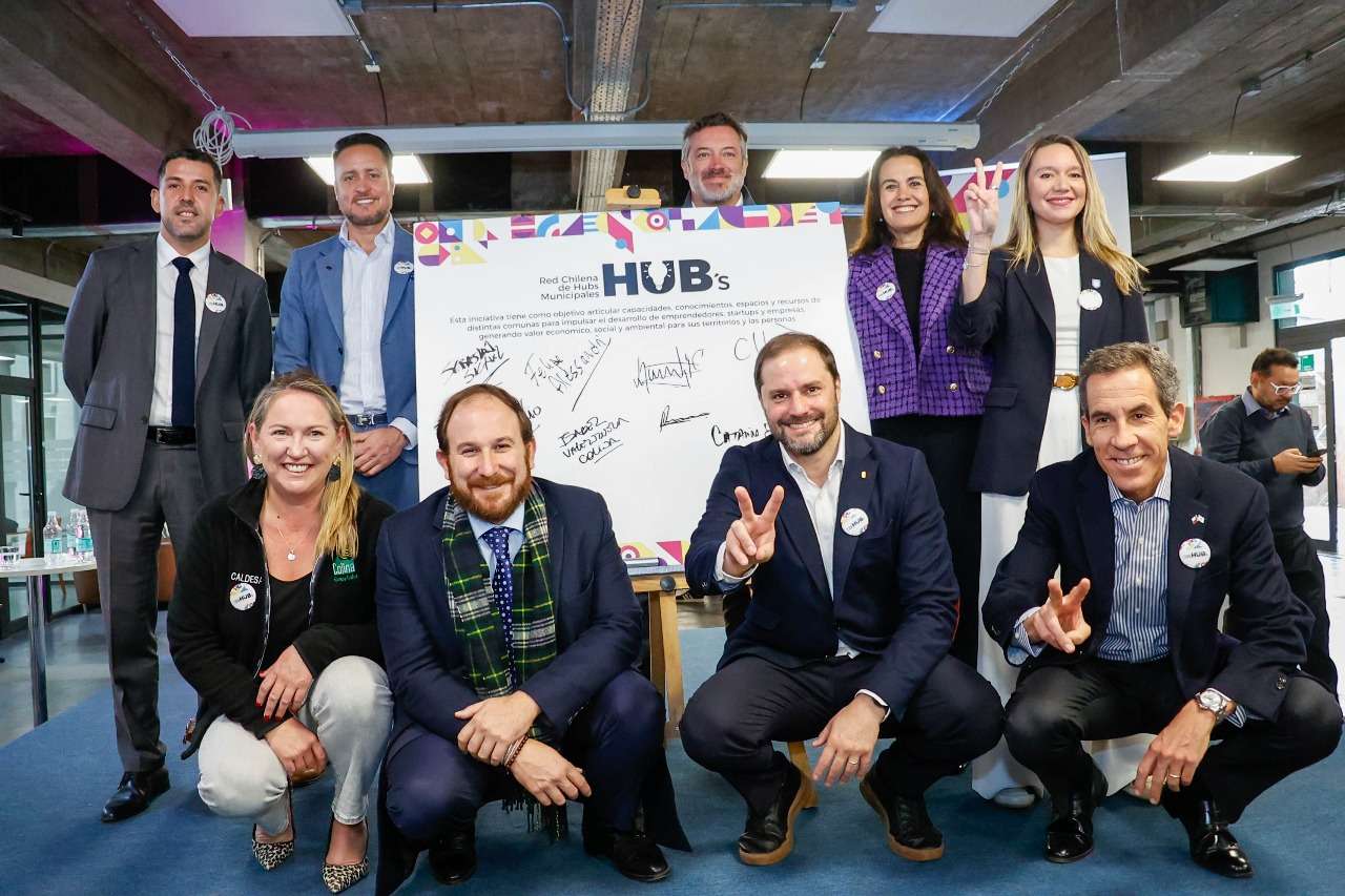 Creación de la primera Red Chilena de HUBs Municipales