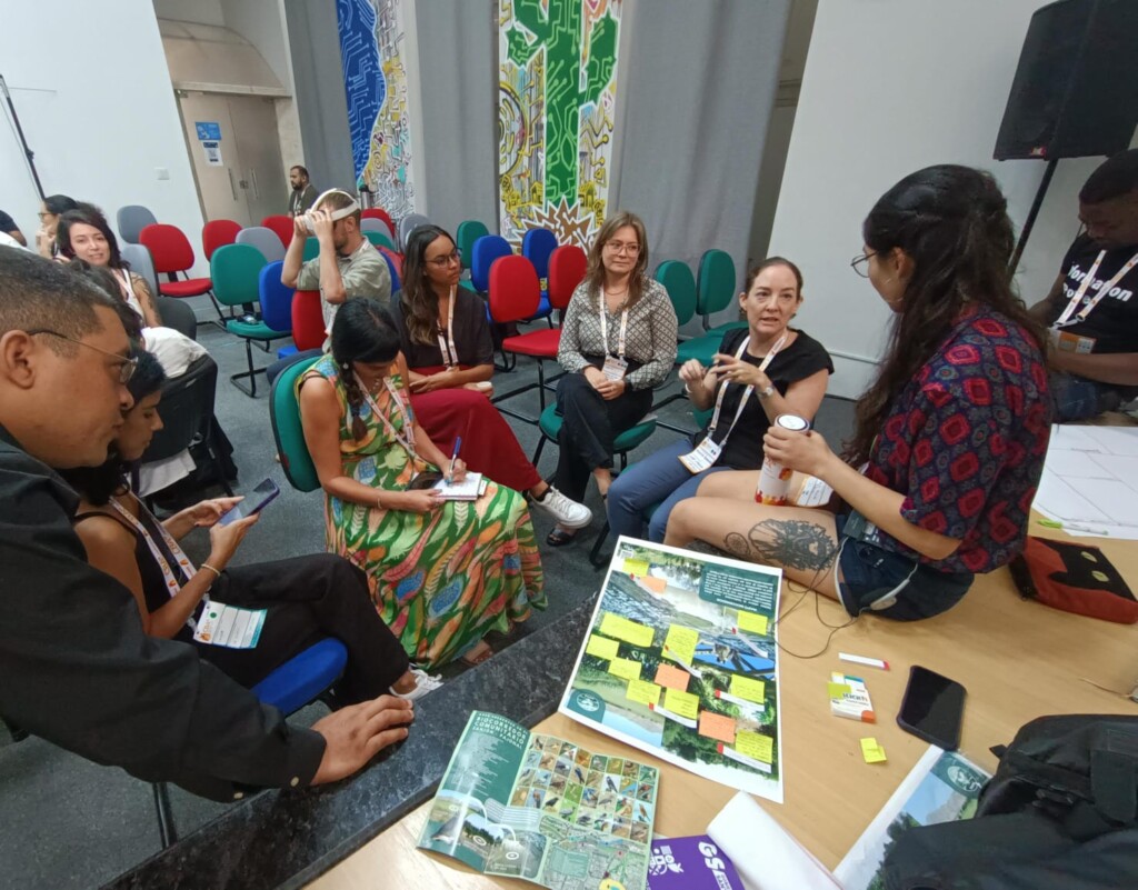 Conferencia: Glocalminds y Comité Ambiental Comunal de Maipú