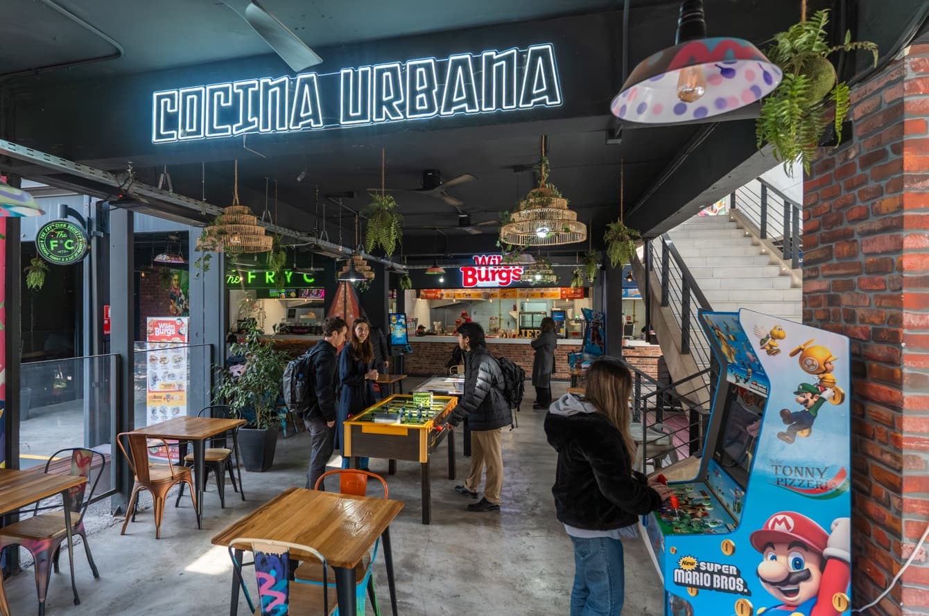 Patio Bellavista diversifica su oferta con nueva propuesta que combina buena comida, entretención y precios accesibles