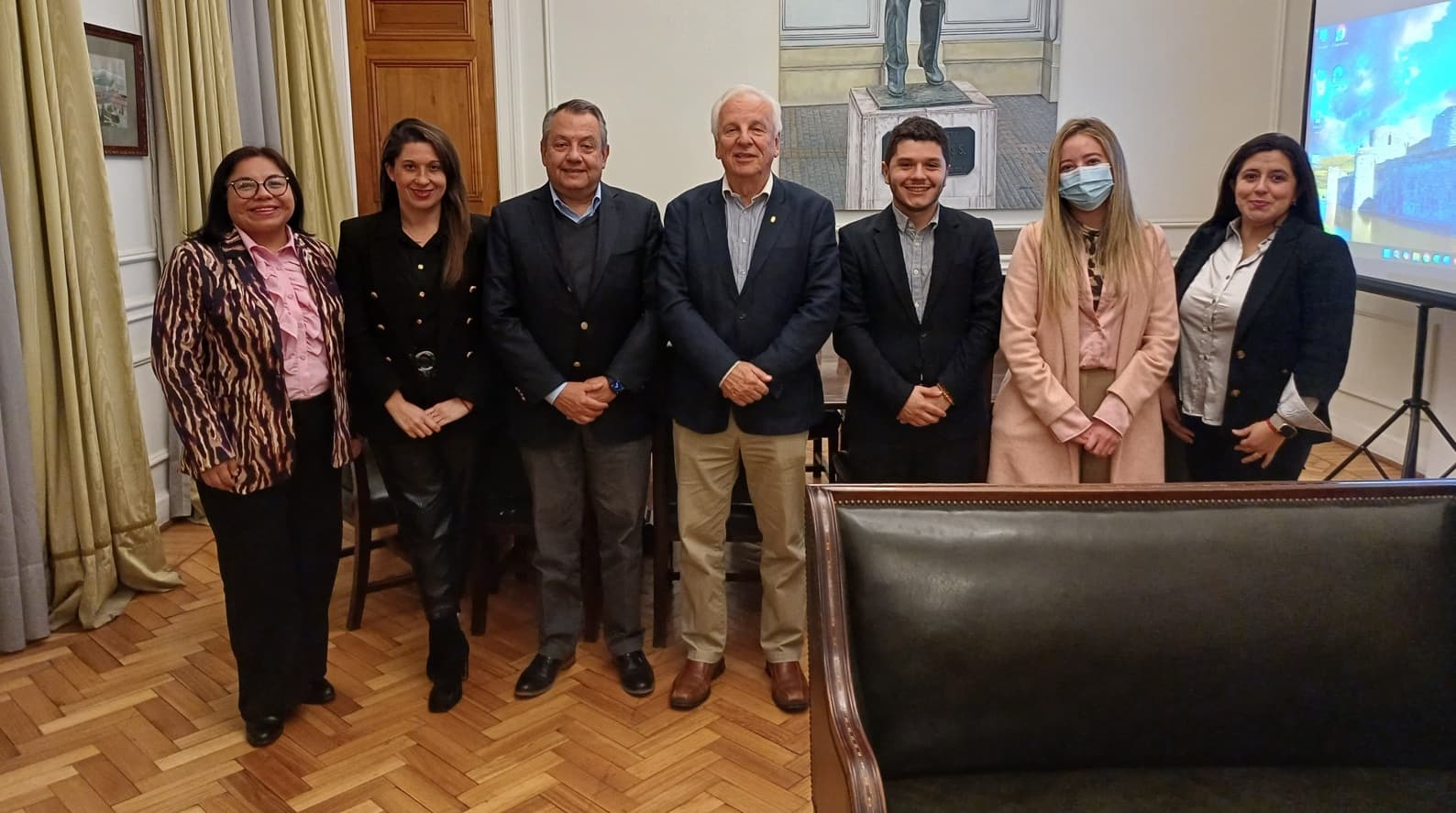 Duoc UC sede Alameda se reúne con la Municipalidad de Santiago